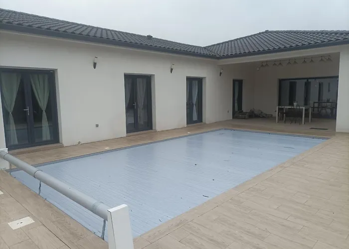 ゲストハウス De Cammas *